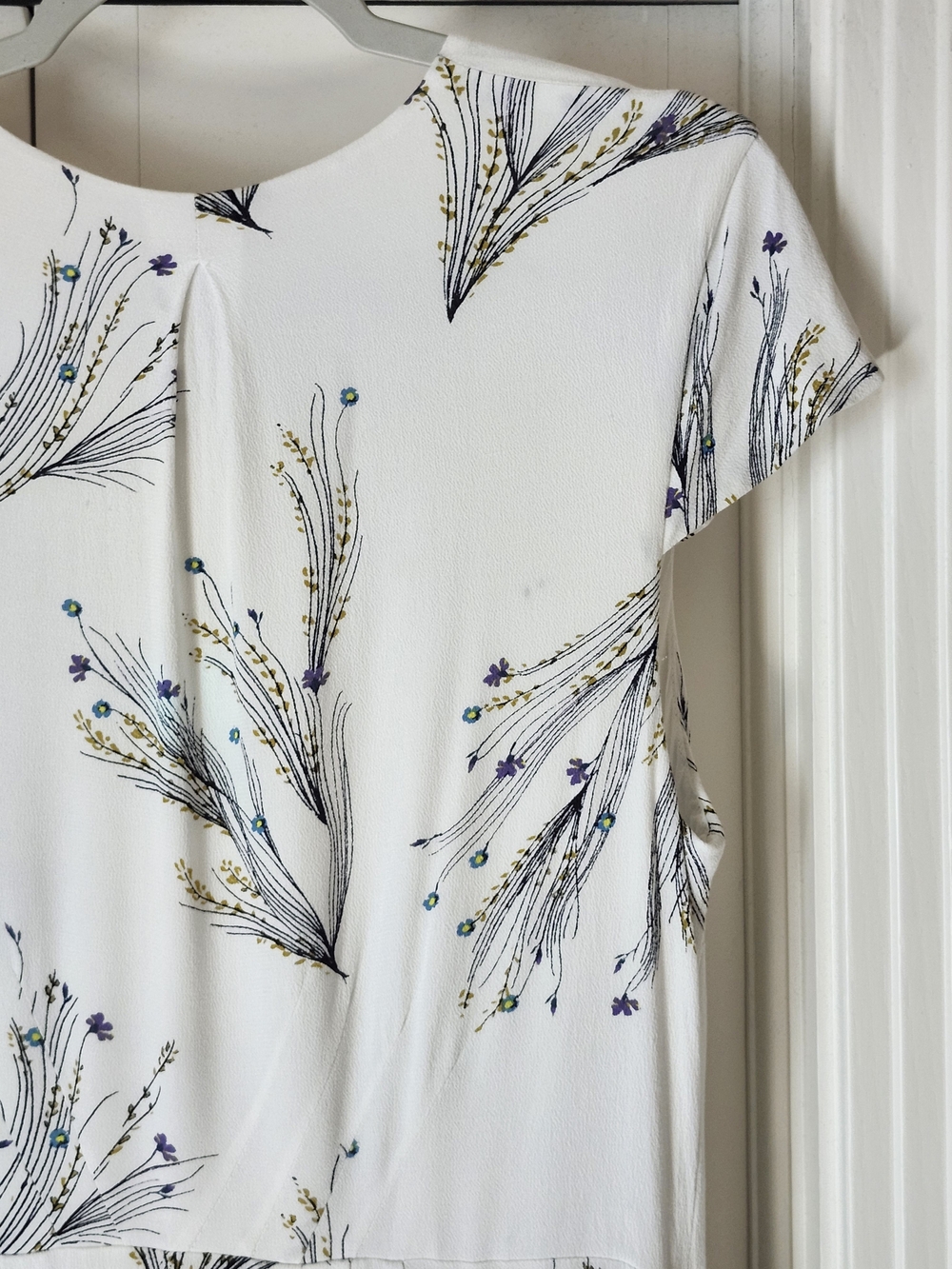 Free People White Maxi Dress with Blue and Gold Botanical Print - Picture 3 of 5